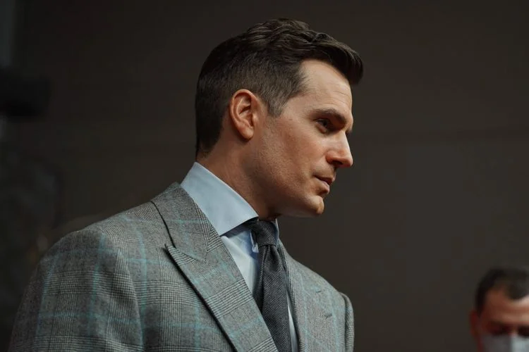 Warhammer 40,000 : Henry Cavill relève le défi !